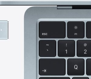 Apple MacBook Air 13-inch - Apple M5 Chip, 16GB RAM, 512GB SSD - Image 4